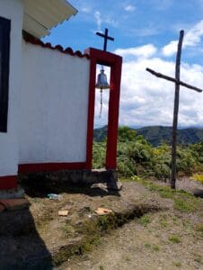 Alto de San Antonio en Guayabal del Peñón…bondad y gentileza del Padre Reynaldo Triana