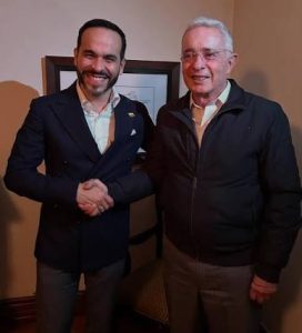 Espectacular encuentro….Presidente De la Espriella y el Expresidente Uribe!